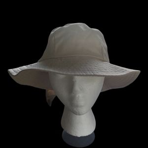Betmar bucket sun hat Cream color 100% cotton